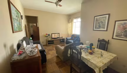 Apartamento Padrão à venda em Araguari/MG