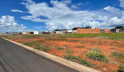 Terreno à venda no bairro Jardim Botanico - Araguari/MG