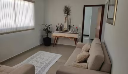 Casa Padrão à venda em Araguari/MG