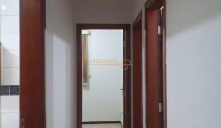 Apartamento para Venda, Araguari / MG, bairro centro, 3 dormitórios, 2 banheiro, 1 vaga de garagem,