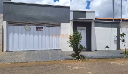 Casa à venda no bairro Jardim Milani - Araguari/MG