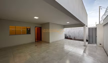 Casa à venda no bairro Jardim Interlagos III - Araguari/MG