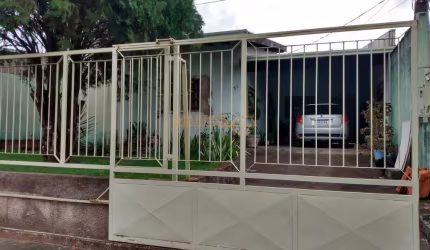 Casa à venda no bairro Jardim Holanda - Uberlândia/MG