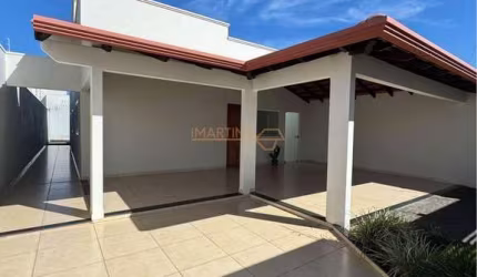 Casa à venda no bairro Jardim Interlagos II - Araguari/MG