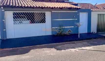 Casa à venda no bairro Ouro Verde - Araguari/MG