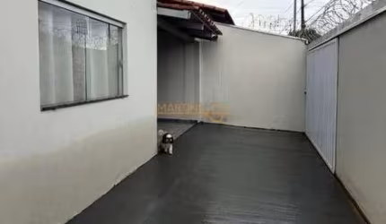 Casa à venda no bairro Bela Suíça - Araguari/MG
