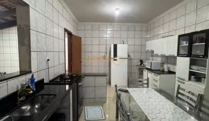 Casa à venda no bairro Miranda - Araguari/MG