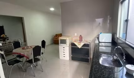 Casa à venda no bairro Jardim Milenium - Araguari/MG