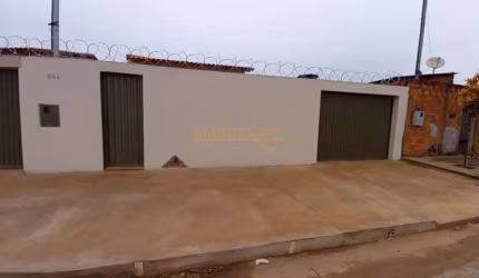 Casa à venda no bairro São Sebastião - Araguari/MG