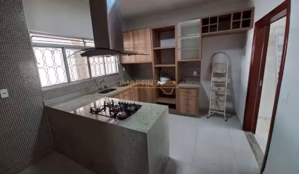 Linda Casa Alto Padrão em Miranda