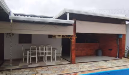 Casa à venda no bairro Sibipiruna - Araguari/MG