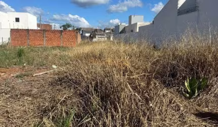Terreno à venda no bairro Jardim Interlagos II - Araguari/MG
