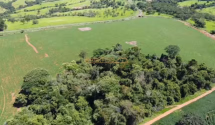 Fazenda à venda no bairro Centro - Araguari/MG