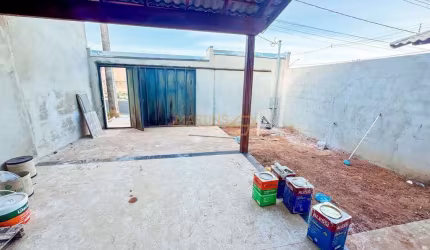 Casa à venda no bairro Parque dos Verdes - Araguari/MG