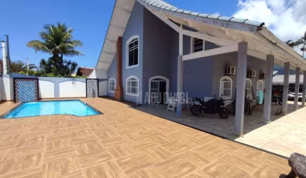 Casa isolada de 3 quartos em Balneario Flórida, Praia Grande, SP.