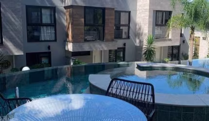 Casa à venda no bairro Lagoa da Conceição - Florianópolis/SC