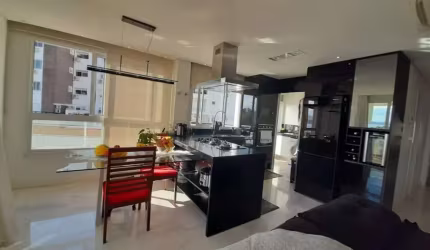 Apartamento à venda no bairro Abraão - Florianópolis/SC