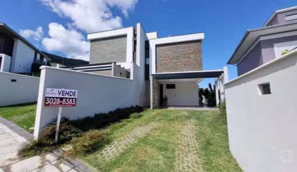 Casa Residencial em condomínio das Flores
