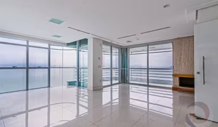 Apartamento à venda no bairro Agronômica - Florianópolis/SC