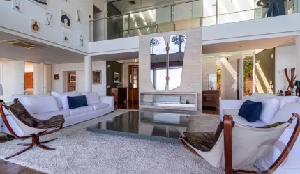 Casa à venda no bairro Cacupé - Florianópolis/SC