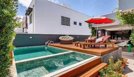 Casa à venda no bairro Ribeirão da Ilha - Florianópolis/SC