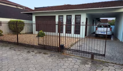 Casa comercial com 3 salas à venda no Guanabara, Joinville , 205 m2 por R$ 610.000