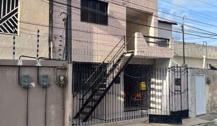 Casa duplex bairro de Fátima