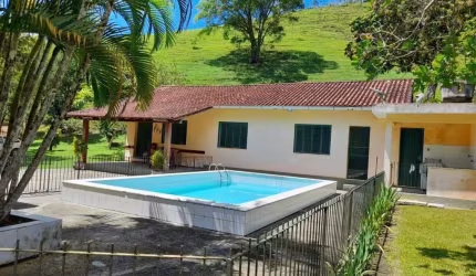 Fazenda para Venda em Silva Jardim, Imbaú, 3 dormitórios, 1 suíte, 2 banheiros, 2 vagas