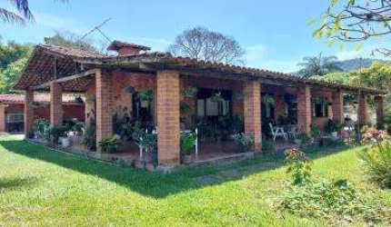 Sítio para Venda em Maricá, Inoã, 3 dormitórios, 2 banheiros, 2 vagas