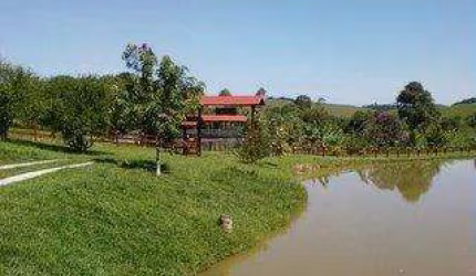Sítio para Venda em Cachoeiras de Macacu, Vecchi, 5 dormitórios, 1 suíte, 2 banheiros, 2 vagas
