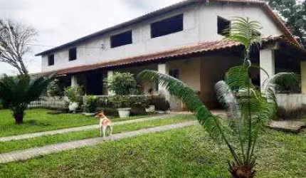 Sítio para Venda em Cachoeiras de Macacu, Centro, 5 dormitórios, 2 suítes, 2 banheiros, 2 vagas