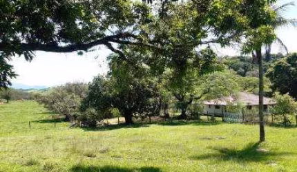 Sítio para Venda em Cachoeiras de Macacu, Marubaí, 2 dormitórios, 1 suíte, 1 banheiro, 1 vaga