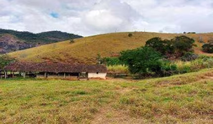 Fazenda para Venda em Cantagalo, Cantagalo, 3 dormitórios, 1 banheiro, 1 vaga