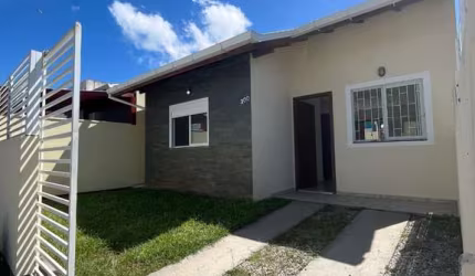 Casa com 2 quartos à venda no Ingleses do Rio Vermelho, Florianópolis  por R$ 365.000