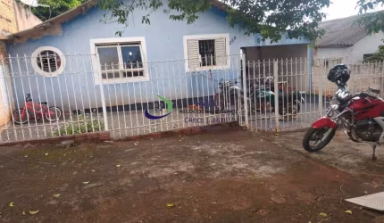 Casa com 2 quartos à venda no Centro, Uraí , 68 m2 por R$ 139.000