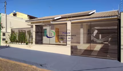 Casa com 3 quartos à venda no Centro, Ibiporã , 150 m2 por R$ 600.000