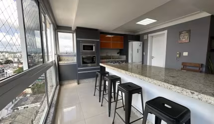 VENDE-SE APARTAMENTO ALTO PADRÃO NO CENTRO DE BALNEÁRIO CAMBORIÚ/SC