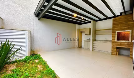 ALUGA-SE ANUAL LINDÍSSIMO SOBRADO EM BALNEÁRIO CAMBORIÚ/SC