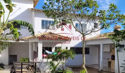 Ótima casa duplex em condomínio fechado em São Pedro da Aldeia