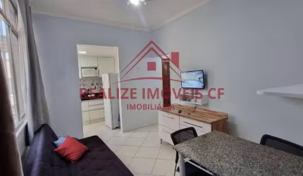 Apartamento no Centro de Cabo Frio à 200 metros da Praia do Forte