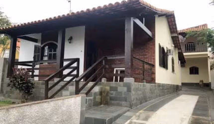 CASA INDEPENDENTE A VENDA EM SÃO PEDRO DA ALDEIA!!!