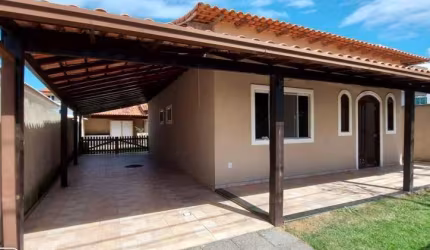OPORTUNIDADE CASA ESPAÇOSA NO CONDOMÍNIO DOS PÁSSAROS - CABO FRIO/RJ