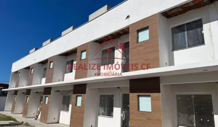 OPORTUNIDADE! Apartamentos do lado da lagoa e poucos metros da Praia!!!