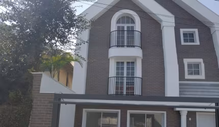 SOBRADO ALTO PADRÃO PINHAIS