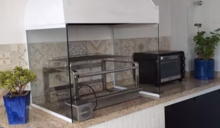 Casa Sobreposta Jacuzzi e Churrasqueira Venda , Locação e Permuta  50%