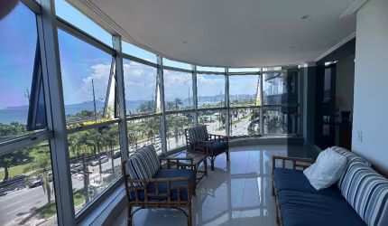 Apartamento Alto Padrão, Mobiliado e  Modernizado de Frente para o Mar – Aparecida, Santos