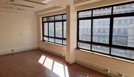 Conjunto Comercial com 145 m2 para alugar no Centro Novo - SP