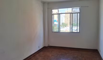 Kitnet com 1 Quarto para alugar, 30m² - Centro