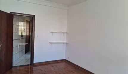Kitnet com 1 Quarto para alugar, 30m² - Centro