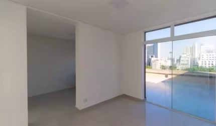 Linda cobertura com 2 dorms e Terraço ao lado do Metrô República  - SP